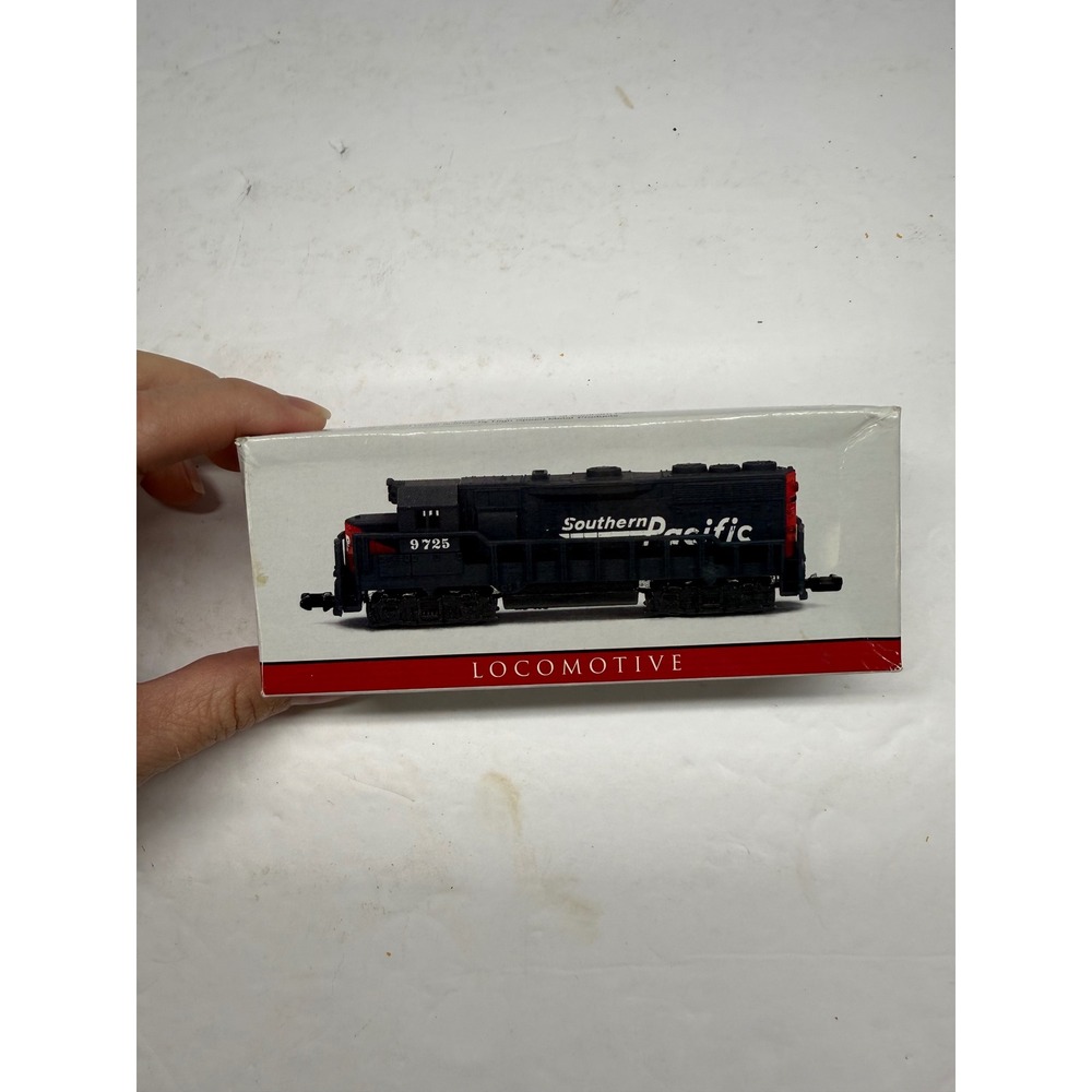 HighSpeed Metal Products Southern Pacific 9725 Locomotive Die-Cast N Scale Train